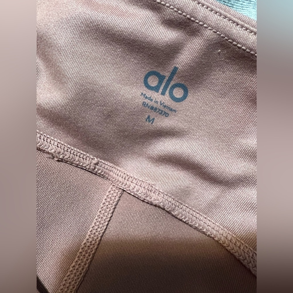 ALO Yoga Idol rare rosewater Y. - Picture 14 of 16